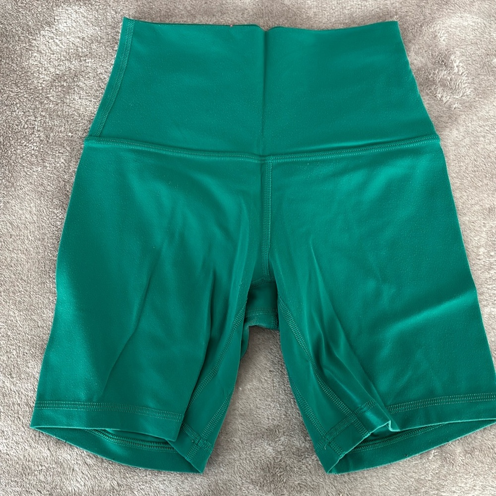 Lululemon Align Short 6” inseam Sz 4 Green